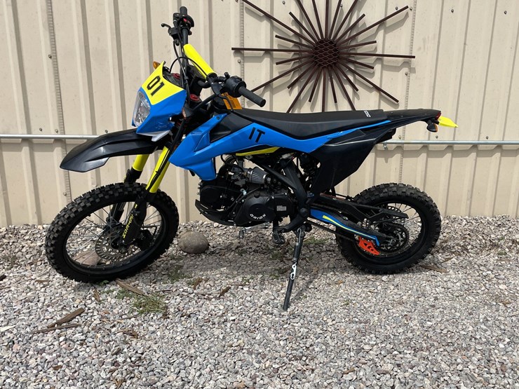 #9155-•-xb-29-motorcycle-image-1