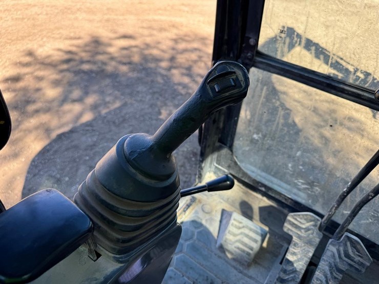 2014-caterpillar-308e2-image-29