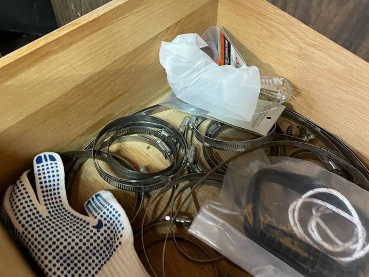 #9217-•-drawer-of-contents-image-4