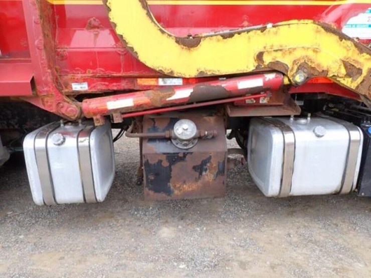 2017-mack-mru613-image-54
