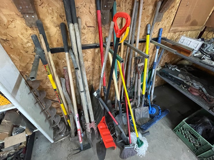 #9221-•-huge-lot-of-tools-image-3