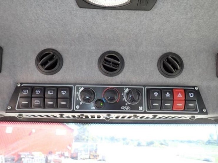 2020-case-sv207e-image-16