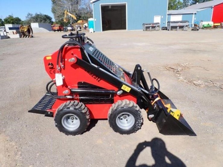 unused-2026-captok-skid-steer-loader-323tz260811-image-4