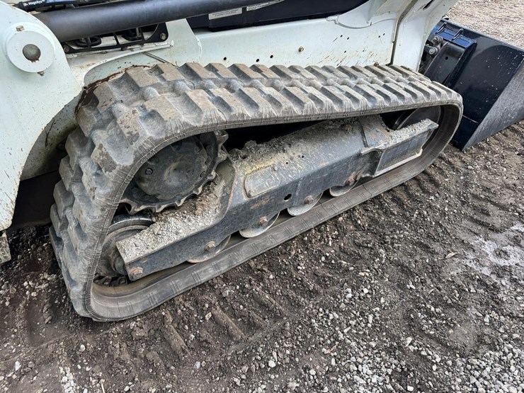 2018-bobcat-t550-image-18