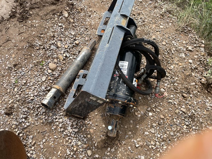 #9169-•-skid-steer-auger-drive-image-3