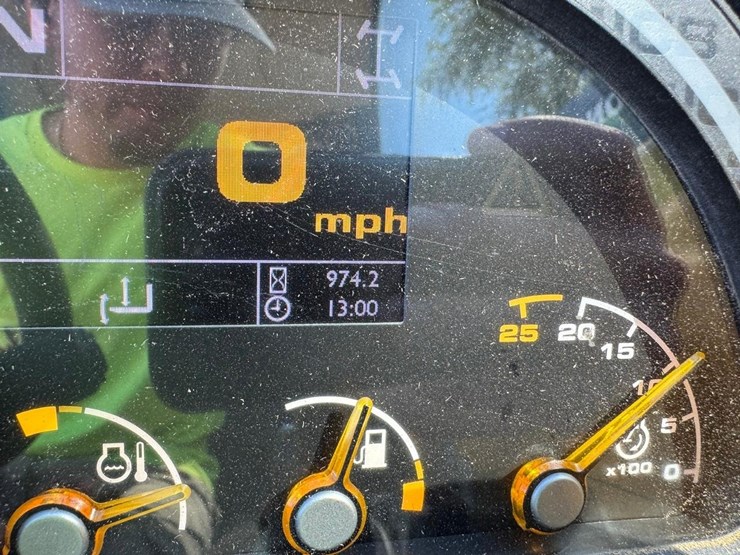 2018-jcb-505-20-image-20
