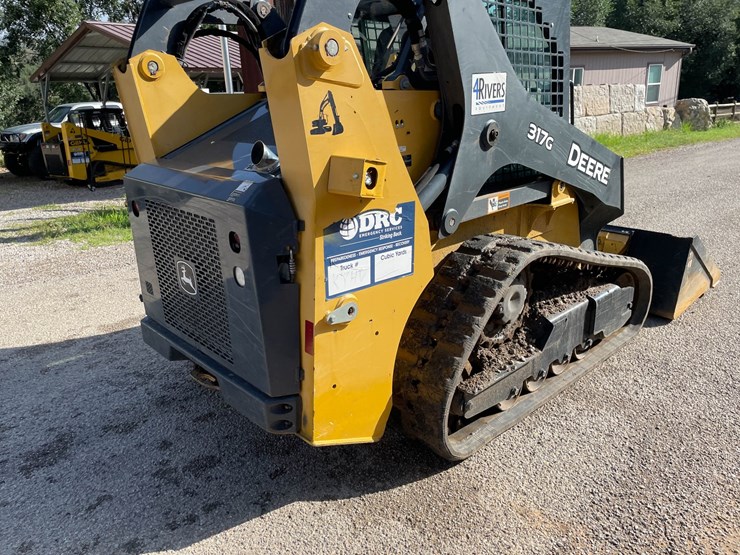 #9151-•-skidsteer-image-14