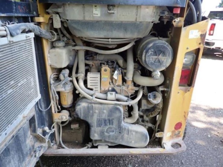2019-caterpillar-259d-image-33