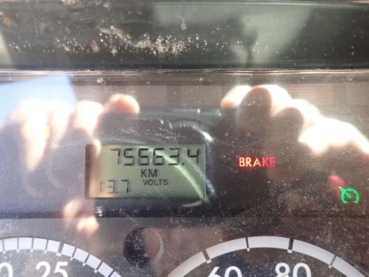 2015-freightliner-108sd-image-14