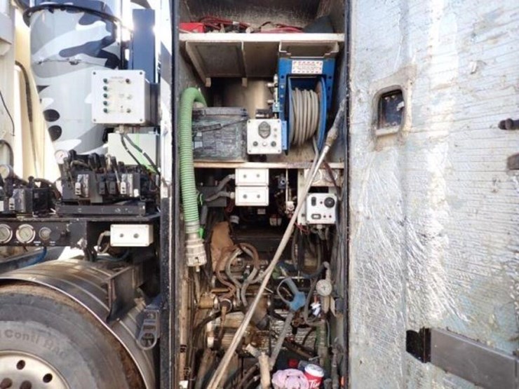 2018-western-star-4700sb-image-47
