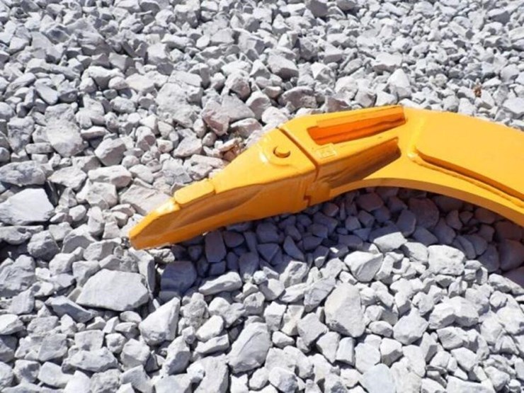 unused-2026-captok-cat305-excavator-rake-with-image-5