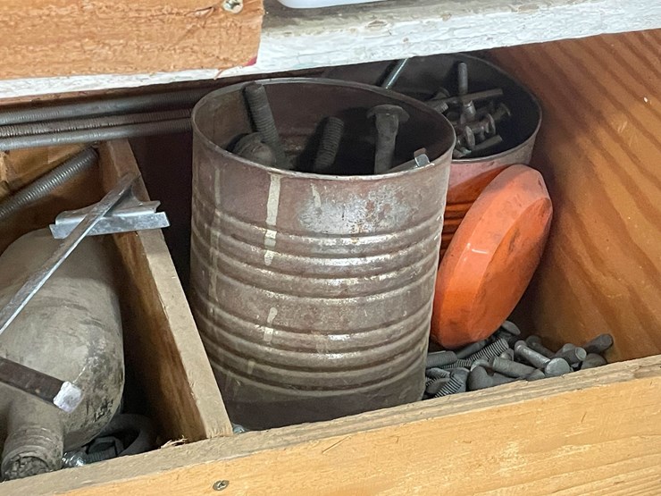 #9225-•-shelf-contents-of-left-side-image-21
