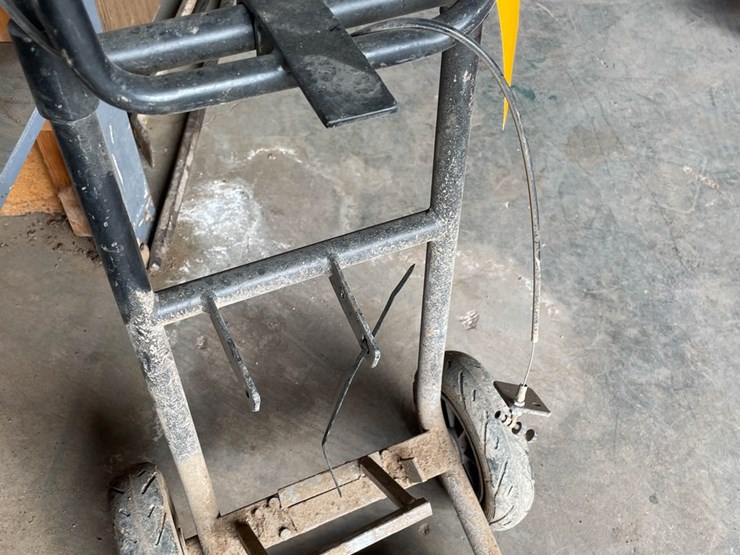 #9253-•-two-wheeled-cart-image-5