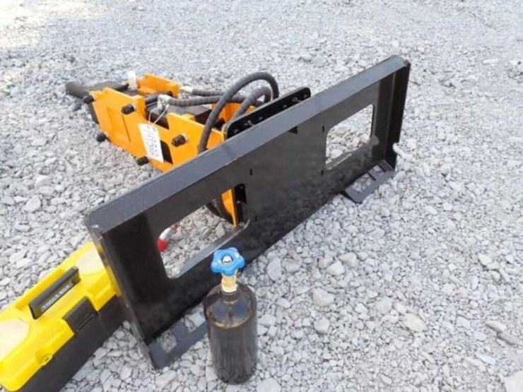 unused-2026-captok-skid-steer-breaker-image-12
