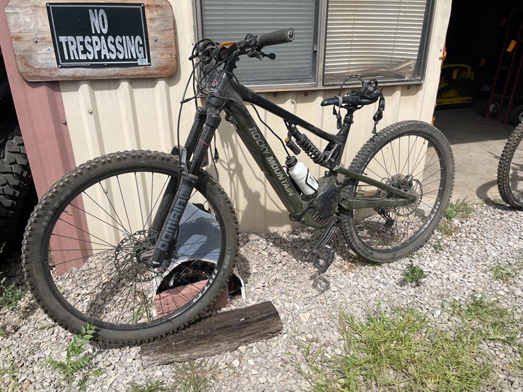 #9157-•-rocky-mountain-softail-e-bike-image-2
