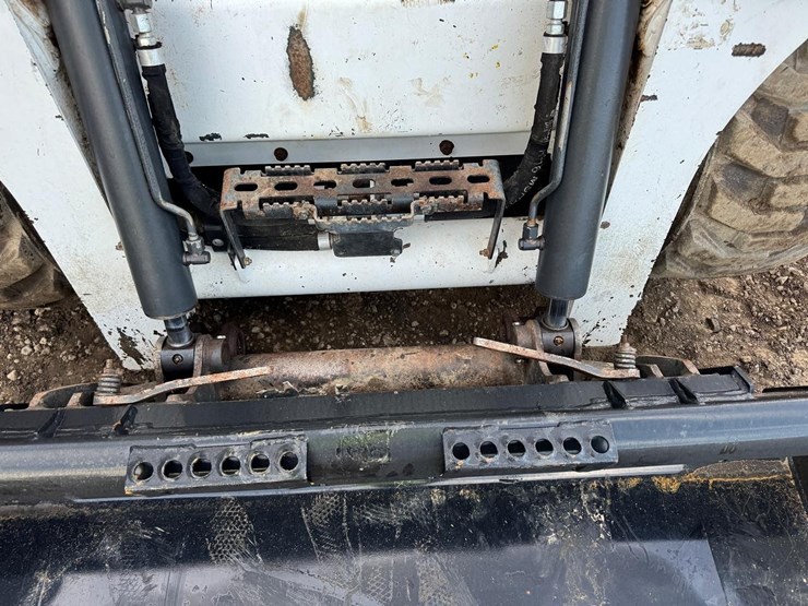 2024-bobcat-s650-image-11