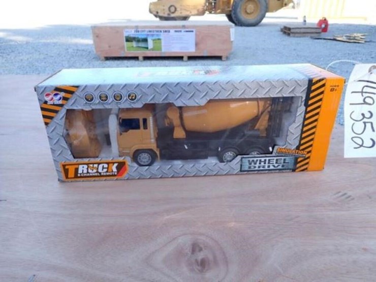 unused-captok-mixer-truck-toy-image-1
