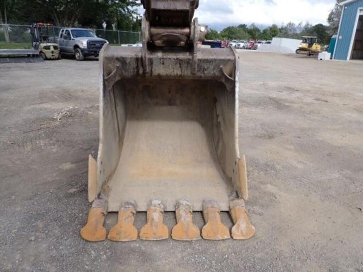 2020-komatsu-pc490-lc-11-image-23
