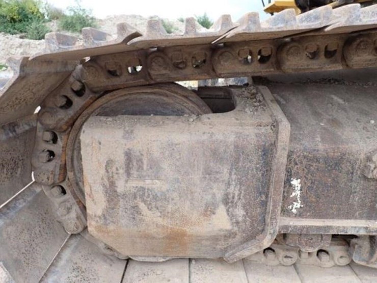 2012-deere-350g-lc-image-26