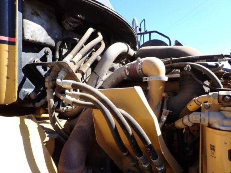 2007-caterpillar-730-image-27