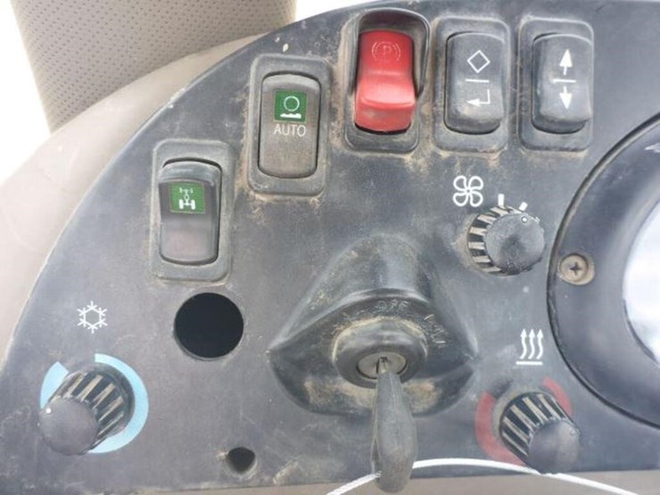2012-case-580sn-wt-image-17