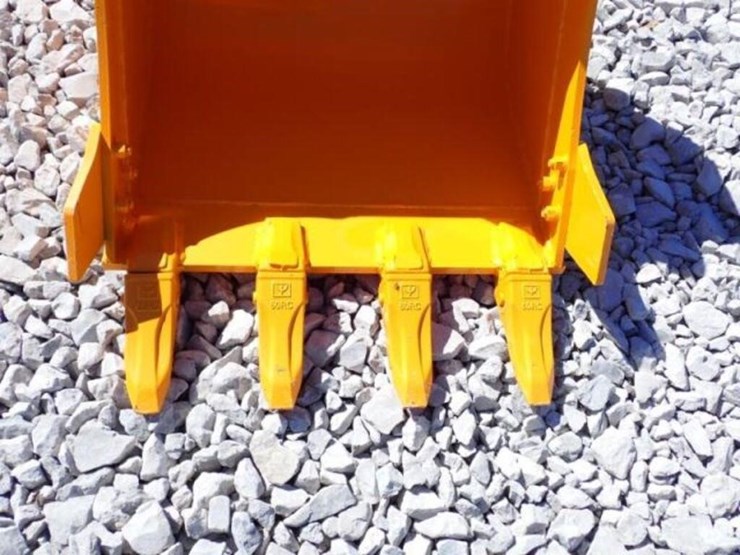 2026-caterpillar-305-image-7