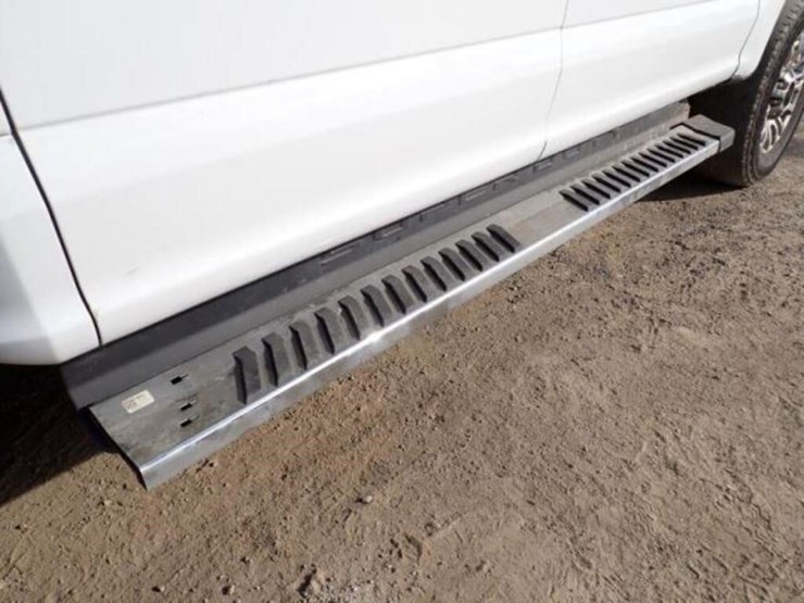 2020-ford-f250-xlt-image-45