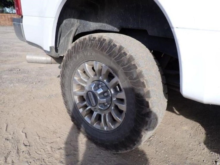 2020-ford-f250-xlt-image-44