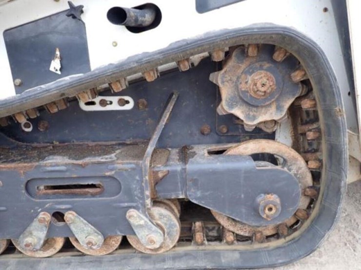 2014-bobcat-mt55-image-26