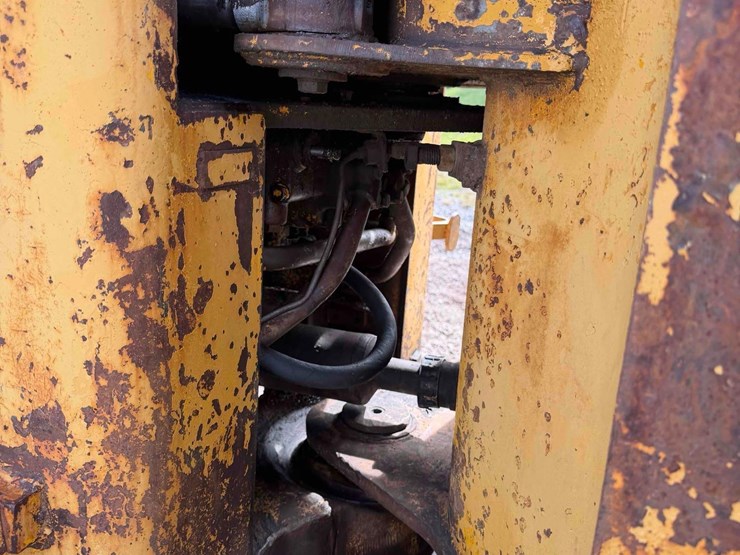 caterpillar-930-image-14