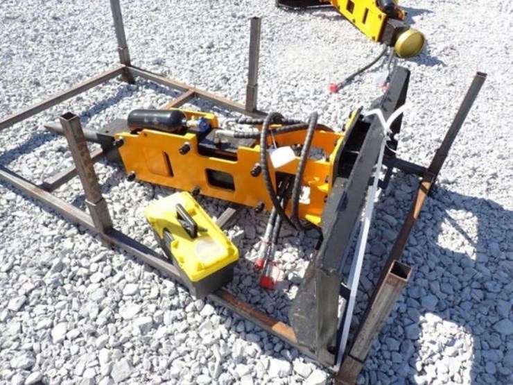 unused-2026-captok-skid-steer-breaker-image-5