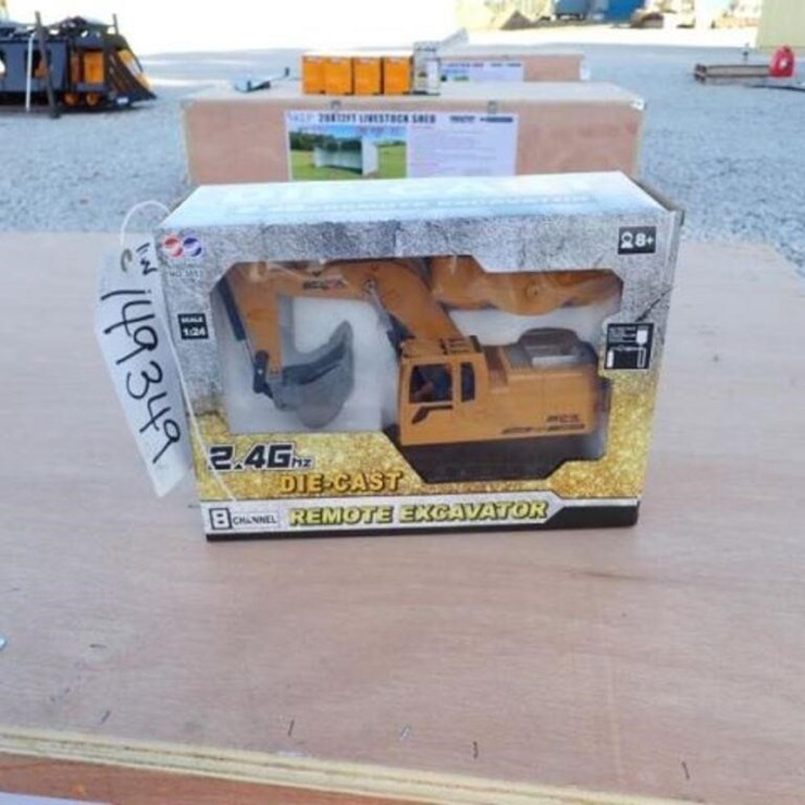 UNUSED Captok Excavator Toy