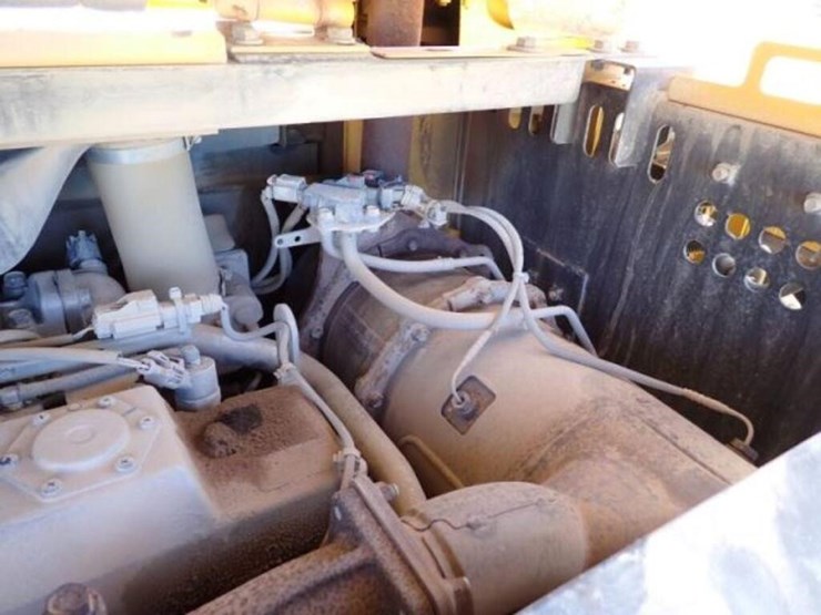 2014-deere-85g-image-67