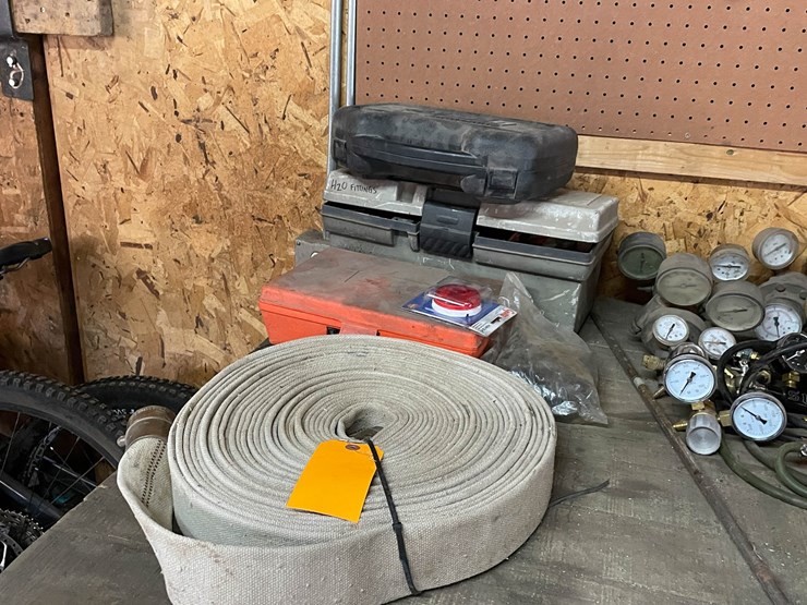 #9231-•-lot-of-shop-items-on-table-image-23