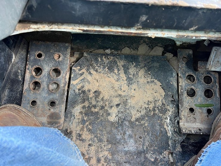 2017-bobcat-t870-image-25