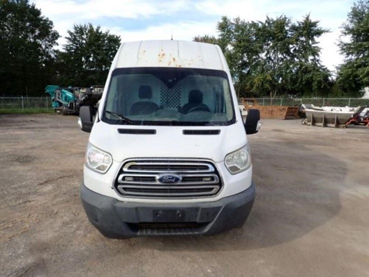 2016-ford-transit-image-2