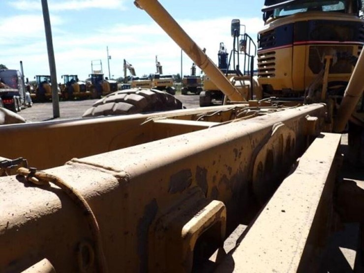 2007-caterpillar-730-image-64
