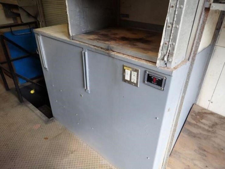 2009-international-durastar-4400-image-51