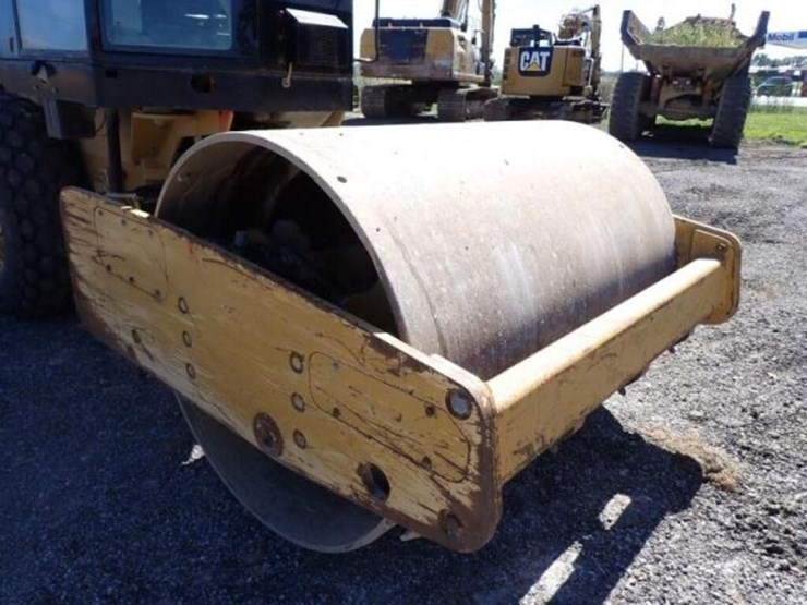 2011-caterpillar-cs44-image-25