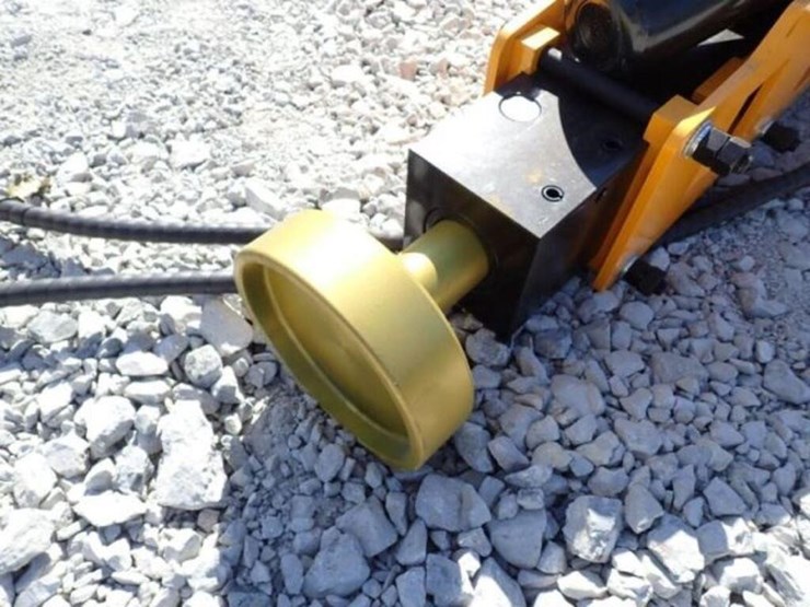 unused-2026-captok-skid-steer-post-driver-image-10