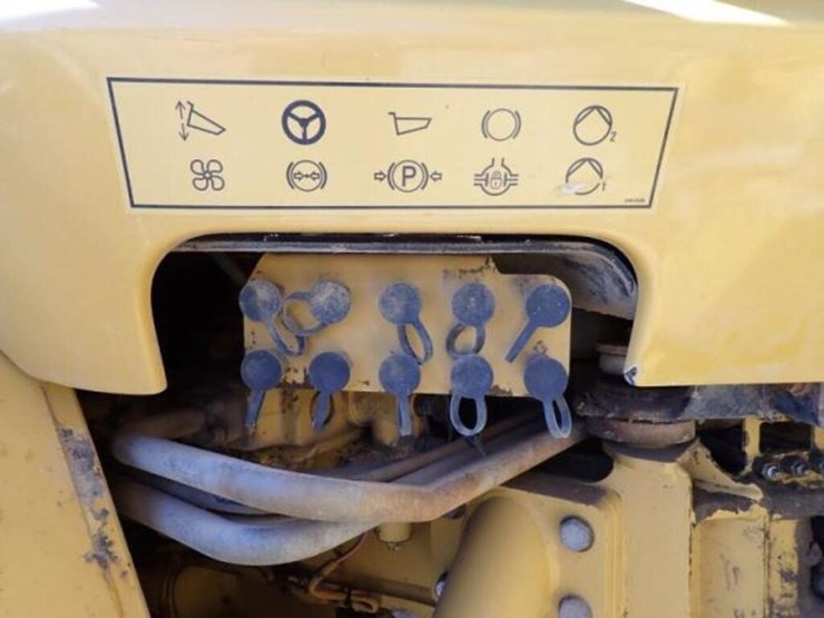 2007-caterpillar-730-image-33