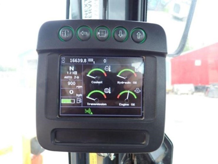 2014-deere-624k-image-12