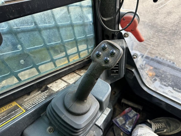 2019-deere-333g-image-29