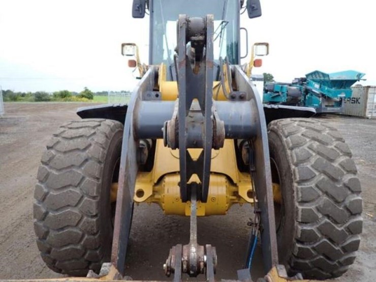 2014-deere-544k-image-27