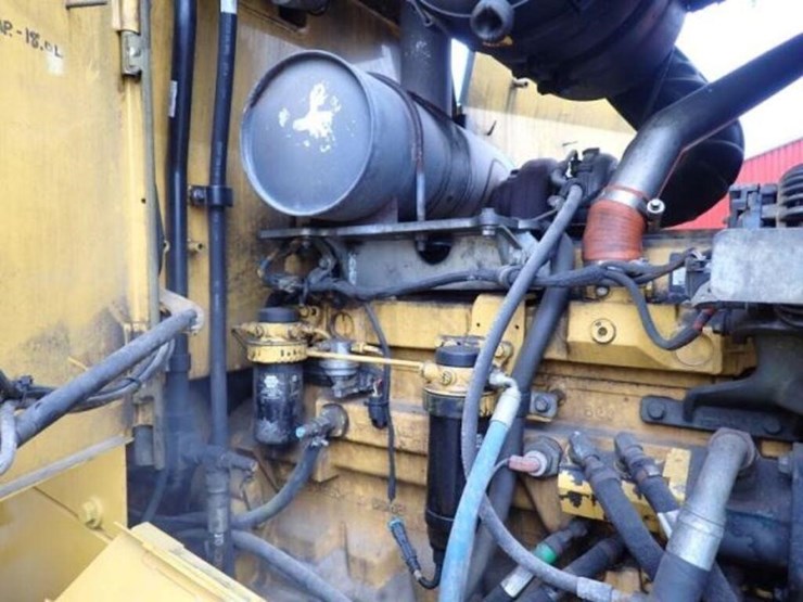 2014-deere-544k-image-59
