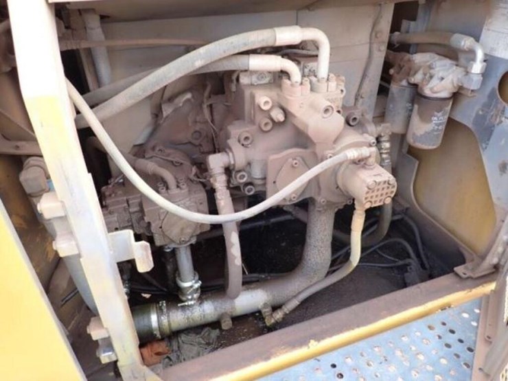 2008-deere-450d-lc-image-50