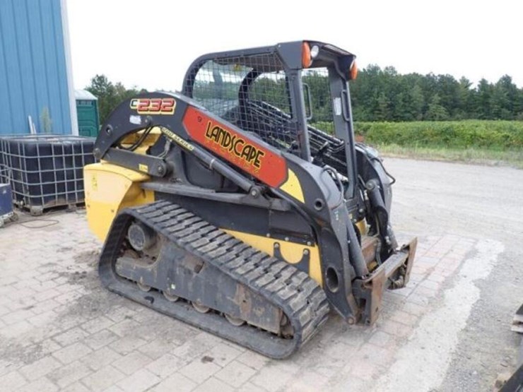 2015-new-holland-c232-image-3