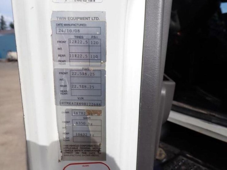 2009-international-durastar-4400-image-11