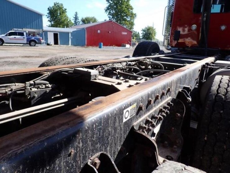 2021-kenworth-t880-image-77