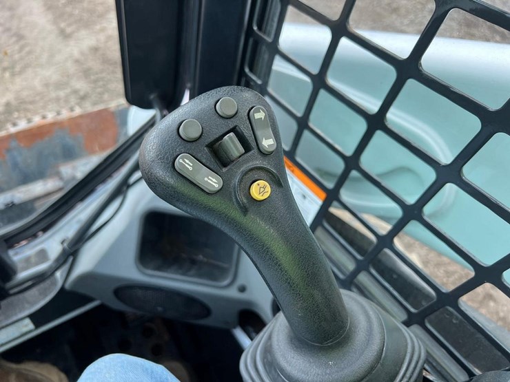 bobcat-s570-image-21